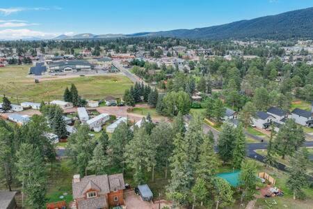 Cabin~Views~Heart Of Town~W&D~Fireplace~Kitchen Woodland Park Luaran gambar